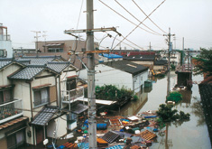 名古屋市西区の浸水状況（写真提供：中部地方整備局河川部河川課）